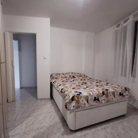 Maisonette In The Center Of Two Bedrooms Free Parking